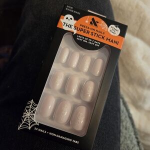 Spooky Boogie Bones Press-On Nails - Pink